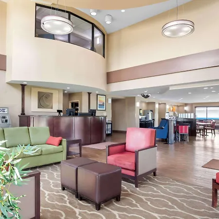 Comfort Suites Gulfport Central-3